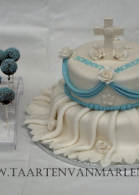 Communietaart met cakepops